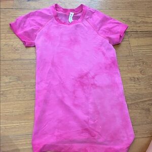 Size 4 lululemon tye dye pink swiftly tech